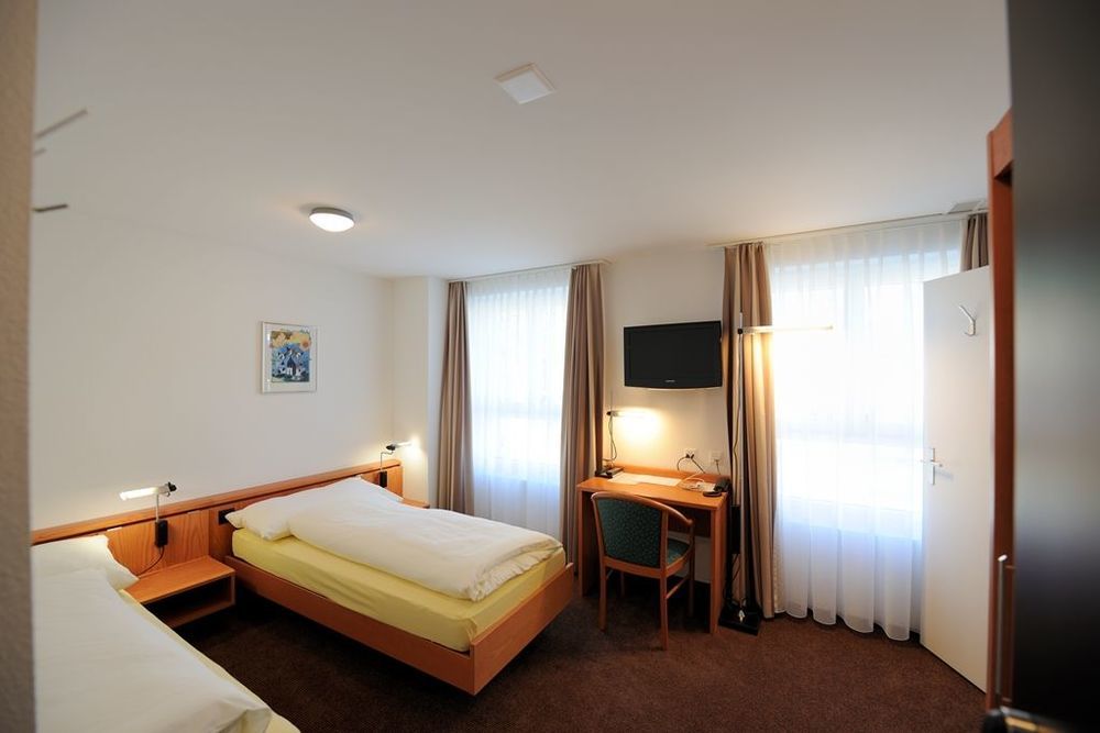 Hotel Freihof Swiss Lodge Unterägeri Værelse billede