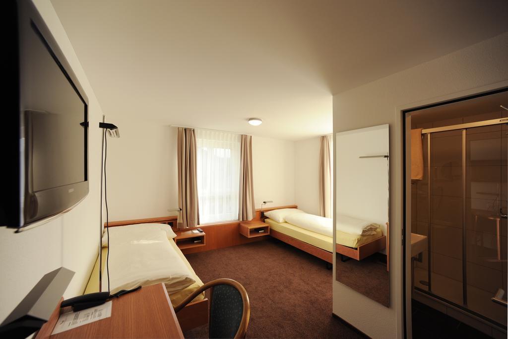 Hotel Freihof Swiss Lodge Unterägeri Værelse billede